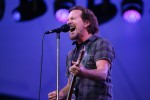 Eddie V edder und Co. begeistern die ausverkaufte Waldbühne., Berlin, Waldbühne, 2018 | © laut.de (Fotograf: Andreas Koesler)