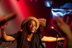 Akua Naru feiert "The Blackest Joy": "Joy as a political act. A form of resistance.", Berlin, SO36, 2018 | © laut.de (Fotograf: Manuel Berger)