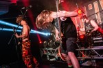 Noch nicht volljährig, aber schon Profis in Sachen Moshpit-Anheizen., Berlin, Musik und Frieden, 2019 | © Manuel Berger (Fotograf: Manuel Berger)