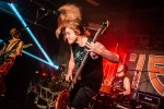 Noch nicht volljährig, aber schon Profis in Sachen Moshpit-Anheizen., Berlin, Musik und Frieden, 2019 | © Manuel Berger (Fotograf: Manuel Berger)