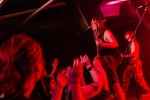 Noch nicht volljährig, aber schon Profis in Sachen Moshpit-Anheizen., Berlin, Musik und Frieden, 2019 | © Manuel Berger (Fotograf: Manuel Berger)