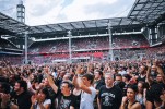 Stadion-Rock können sie: Ghost als Metallica-Support-Act., RheinEnergieStadion, Köln, 2019 | © laut.de (Fotograf: Alex Klug)
