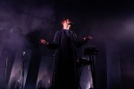 Orange Feeling mit Jenny Rossander und ihrer Lightshow., Roskilde, 2019 | © laut.de (Fotograf: Manuel Berger)