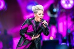 'Get The Party Started' - und 60.000 schauten zu!, Olympiastadion Berlin, 2019 | © laut.de (Fotograf: Rainer Keuenhof)