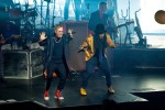 Nach zwei Jahren zurück auf großer Tour: Peter Fox und Co. rühren die Party an, Berlin, Max-Schmeling-Halle, 2019 | © laut.de (Fotograf: Andreas Koesler)
