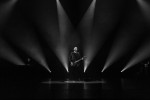Mit der aktuellen Scheibe "Cry" auf Tour: Greg Gonzales und Band., Berlin, Tempodrom, 2019 | © laut.de (Fotograf: Manuel Berger)