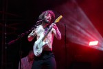 Schönstes Sommerwetter, rappelvoll und Feuer schon beim zweiten Track: Biffy Clyro ließen den Schweiß im Hamburger Stadtpark strömen., Hamburg, Stadtpark, 2022 | © laut.de (Fotograf: Björn Buddenbohm)