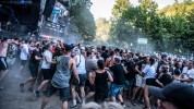 Fever 333 fegten wie Derwische über die Bühne. Ein Gig, von dem man auf der Eiswiese wohl noch lange erzählen wird., Taubertal Festival, 2022 | © laut.de (Fotograf: Désirée Pezzetta)