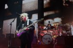 Gut gelaunt auf Europa-Tour: Robert Smith und Band spielen ein mit Hits und Fanfavs gespicktes Set., Berlin, Mercedes-Benz Arena, 2022 | © laut.de (Fotograf: Chris Springer)