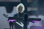 Gut gelaunt auf Europa-Tour: Robert Smith und Band spielen ein mit Hits und Fanfavs gespicktes Set., Berlin, Mercedes-Benz Arena, 2022 | © laut.de (Fotograf: Chris Springer)