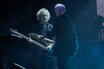 Gut gelaunt auf Europa-Tour: Robert Smith und Band spielen ein mit Hits und Fanfavs gespicktes Set., Berlin, Mercedes-Benz Arena, 2022 | © laut.de (Fotograf: Chris Springer)