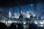 Gut gelaunt auf Europa-Tour: Robert Smith und Band spielen ein mit Hits und Fanfavs gespicktes Set., Berlin, Mercedes-Benz Arena, 2022 | © laut.de (Fotograf: Chris Springer)