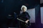Gut gelaunt auf Europa-Tour: Robert Smith und Band spielen ein mit Hits und Fanfavs gespicktes Set., Berlin, Mercedes-Benz Arena, 2022 | © laut.de (Fotograf: Chris Springer)