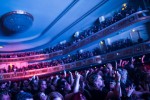 Mal im etwas kleineren Rahmen: Matthew Bellamy und Co. beim letzten Gig ihrer "October Theatre Tour" im Herbst in der Hauptstadt., Berlin, Admiralspalast, 2022 | © laut.de (Fotograf: Gina Wetzler)