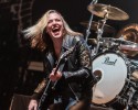 Mit Alter Bridge on tour: die Hale-Geschwister samt Band., Berlin, Columbiahalle, 2022 | © laut.de (Fotograf: Désirée Pezzetta)
