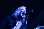 Mit Alter Bridge on tour: die Hale-Geschwister samt Band., Berlin, Columbiahalle, 2022 | © laut.de (Fotograf: Désirée Pezzetta)
