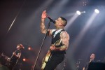 Im ausverkauften "Santa’s Action Club": ein Heimspiel für die Broilers., Düsseldorf, Mitsubishi Electric Halle, 2022 | © laut.de (Fotograf: Sarah Fleischer)