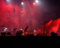 Strahlender Sonnenschein und 70.000 Parkrocker:innen feiern eine heiße Party mit Evanescence, Tenacious D, Kings Of Leon u.v.a., Nürnberg, Zeppelinfeld, 2023 | © laut.de (Fotograf: Désirée Pezzetta)