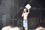 Die Sonne brennt erbarmungslos, und die Party rollt!, Happiness Festival, 2023 | © laut.de (Fotograf: Lena Bayer)