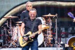 Der Boss und seine E Street Band auf Besuch im hohen Norden., Hamburg, Volksparkstadion, 2023 | © laut.de (Fotograf: Rainer Keuenhof)