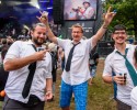 Im idyllischen 'Zaubertal' feiern Tausende Fans mit Peter Fox, Marteria, Bilderbuch, Broilers, Donots, Provinz u.v.a., Taubertal Festival, 2023 | © laut.de (Fotograf: Désirée Pezzetta)