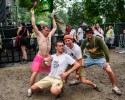 Im idyllischen 'Zaubertal' feiern Tausende Fans mit Peter Fox, Marteria, Bilderbuch, Broilers, Donots, Provinz u.v.a., Taubertal Festival, 2023 | © laut.de (Fotograf: Désirée Pezzetta)
