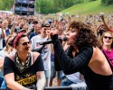 Im idyllischen 'Zaubertal' feiern Tausende Fans mit Peter Fox, Marteria, Bilderbuch, Broilers, Donots, Provinz u.v.a., Taubertal Festival, 2023 | © laut.de (Fotograf: Désirée Pezzetta)