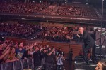 Mit dem erst vor wenigen Tagen veröffentlichten Überraschungsalbum "Laugh Track" live in der Hauptstadt., Berlin, Max-Schmeling-Halle, 2023 | © laut.de (Fotograf: Chris Springer)
