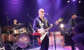 Prog-Rock-Epen, AOR-Ohrwürmer und ein Blues-Ausflug: Andy Powell und seine Bandkollegen überzeugen in Freiburg mit einer abwechslungsreichen, nostalgietrunkenen Setlist und viel Spielfreude., Freiburg, Jazzhaus, 2024 | © laut.de (Fotograf: Dennis Rieger)