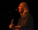 Youi can't stop them: Justin Sullivan und Band mit dem aktuellen Album "Unbroken" auf Tournee., Berlin Huxley's Neue Welt, 2024 | © laut.de (Fotograf: Désirée Pezzetta)