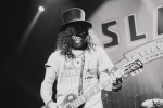 Der Guns N' Roses-Gitarrist mit Myles Kennedy und The Conspirators on tour. Im Doppelpack mit Mammoth WVH., Berlin, Uber Eats Music Hall, 2024 | © laut.de (Fotograf: Rainer Keuenhof)
