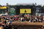 Der Festivaltsonntag ließ die Fans noch einmal ausrasten: Bring Me The Horizon, Deichkind, Feine Sahne Fischfielt, Sum 41, The Offspring u.a., Hurricane, 2024 | © laut.de (Fotograf: Björn Buddenbohm)