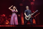 Sharon De Adel und Band betören das Publikum mit neuer Show. Sogar ein Gastauftritt des Openers Annisokay ist drin., Berlin, Velodrom, 2024 | © laut.de (Fotograf: Désirée Pezzetta)