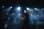 Schmissig und sympathisch: Vor vollem Haus entzücken die schwedischen Indie-Pioniere ihre Fans., Berlin, Huxley's Neue Welt, 2025 | © laut.de (Fotograf: Désirée Pezzetta)