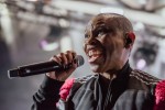 Energiegeladenes 90s-Revival: Skin und Band begeistern ein ausverkauftes Haus., Berlin, Columbiahalle, 2025 | © laut.de (Fotograf: Désirée Pezzetta)