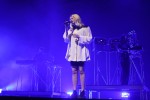4.000 Fans bejubeln Frankreichs neuen Chanson-Electro-Star Zaho Mélusine Le Moniès de Sagazan., Köln, Palladium, 2025 | © laut.de (Fotograf: Rinko Heidrich)
