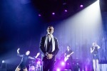 15 Jahre "Happiness" – die britische Synth-Pop-Band feiert ihr Debütalbum live., Berlin, Tempodrom, 2025 | © laut.de (Fotograf: Rainer Keuenhof)