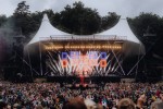 Robbie Williams und Mark Ronson, | © laut.de (Fotograf: Rainer Keuenhof)