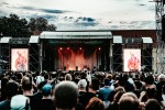 Songs for the Deaf: QOTSA brillieren zwei Stunden in Berlin., Zitadelle Berlin 2025 | © laut.de (Fotograf: Désirée Pezzetta)