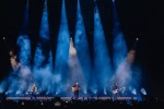Auf den großen Bühnen zuhause: Marcus Mumford, Ted Dwane, Ben Lovett und Band., Berlin, Uber Arena, 2025 | © laut.de (Fotograf: Rainer Keuenhof)