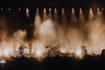 Auf den großen Bühnen zuhause: Marcus Mumford, Ted Dwane, Ben Lovett und Band., Berlin, Uber Arena, 2025 | © laut.de (Fotograf: Rainer Keuenhof)