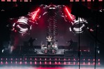 Bass, Bier und Bochumer Seide: die Vollbedienung  Tekkno-Metal in der Hauptstadt., Berlin, Uber Arena, 2025 | © laut.de (Fotograf: Désirée Pezzetta)