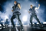 Bass, Bier und Bochumer Seide: die Vollbedienung  Tekkno-Metal in der Hauptstadt., Berlin, Uber Arena, 2025 | © laut.de (Fotograf: Désirée Pezzetta)