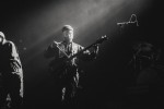 Großer Pop, der sich vor offenen Mündern aufbaut: Die Schwedin performt ihr Album "Iconoclasts"., Berlin, Huxleys Neue Welt, 2026 | © laut.de (Fotograf: Rainer Keuenhof)