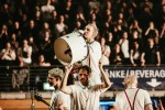 Gastspiel in der Hauptstadt: Kraftklub mit Tokio Hotel, Domiziana und Blond live., Berlin, Max-Schmeling-Halle, 2026 | © laut.de (Fotograf: Désirée Pezzetta)