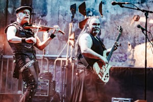 Korpiklaani.