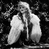 Suki Waterhouse - Loveland: Album-Cover