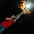 Ash - Feuer und Flamme für Tourbusse