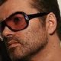 George Michael - Entschuldigung nach WC-Festnahme