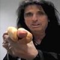 Metalsplitter - Alice Cooper hat die Längste